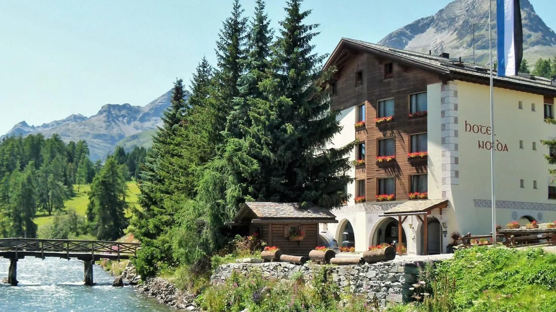 15 Resorts nahe FIS St. Moritz - Welches lohnt sich wirklich?
