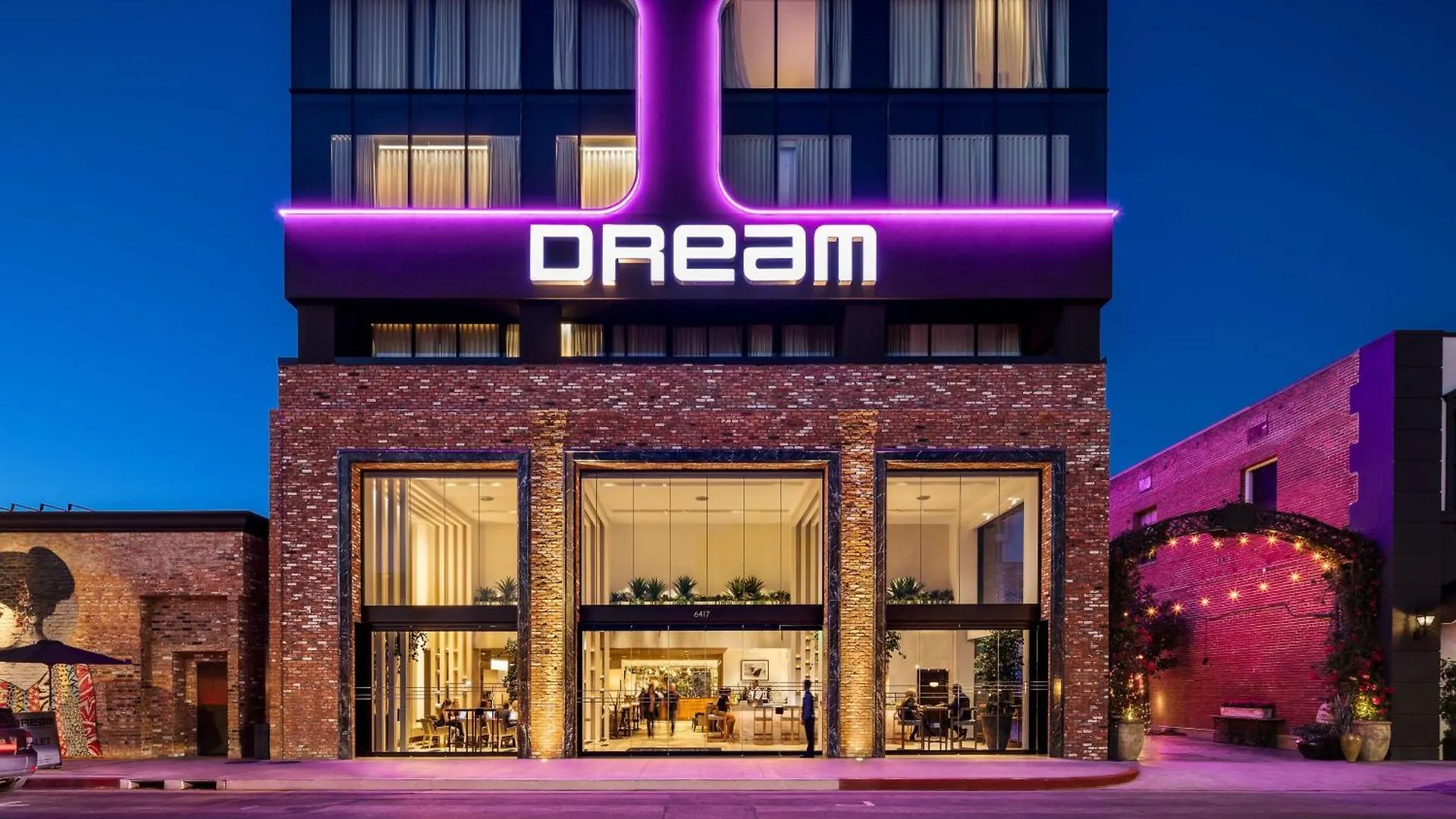 4 Zentrale Hotels nahe Wedding Plaza, die sich wirklich lohnen