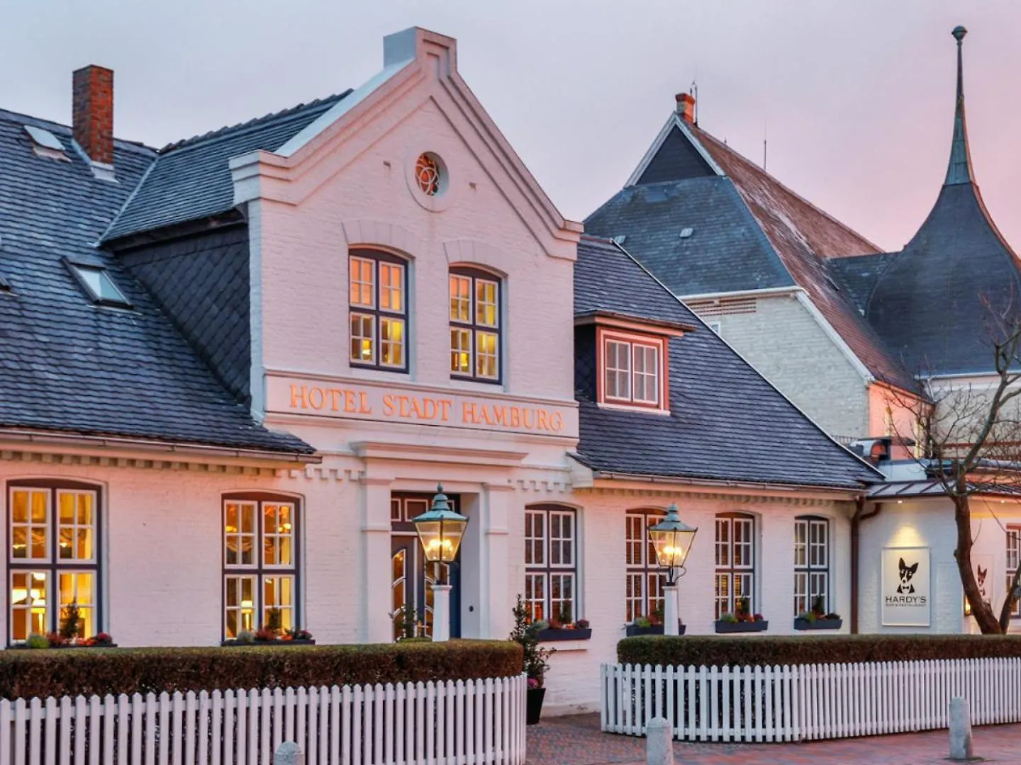 Nahe dem Golf-Club Sylt: 4 Zentrale Hotels im Vergleich