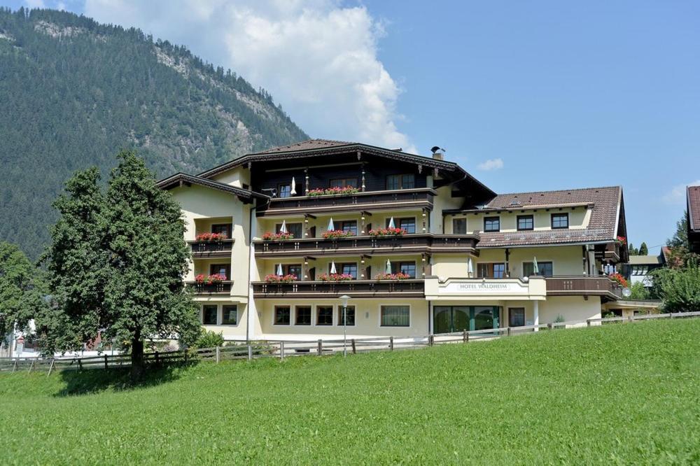 Zentral übernachten: 15 Hotels nahe dem Vans Penken Park