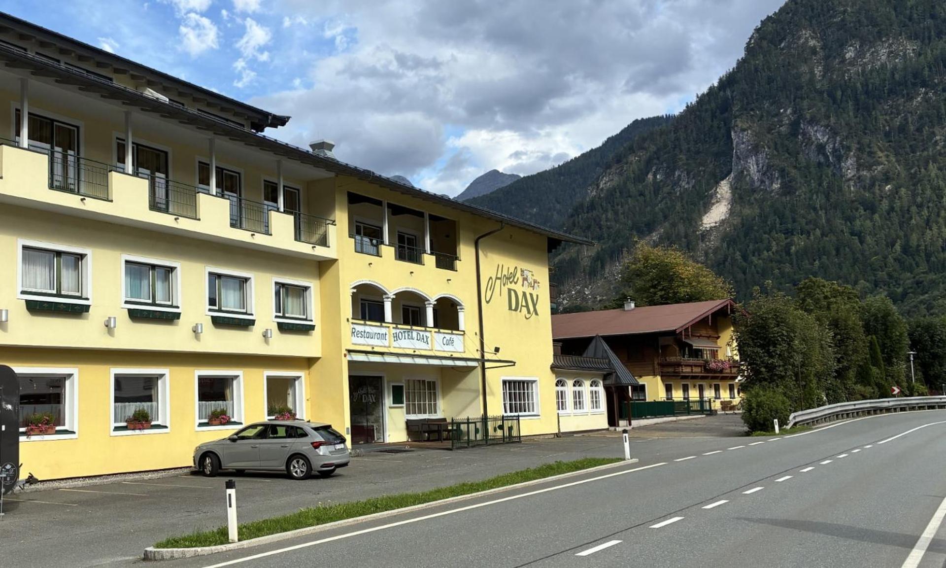 2 Zentrale Hotels nahe der Steinplatte, die überzeugen